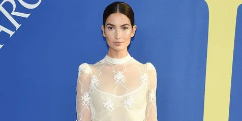 Lily Aldridge Umumkan Kehamilan Kedua, Sebuah Kejutan di Usia 32