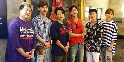 Masih di Yogyakarta, Super Junior & TVXQ Lanjut ke Pantai Parangtritis