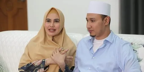 Melarang Bepergian Sendiri Hingga Periksa Ponsel, Kartika Putri Ungkap Kebiasaan Suami saat Cemburu