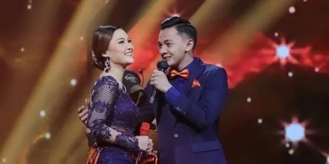 Membedah Perjalanan Cinta Nella Kharisma dan Dory Harsa Lewat 'Kilau Konser Ikatan Cinta'