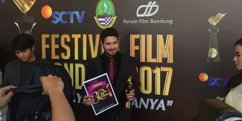Menang Pemeran Pria Terpuji Serial TV, Donny Michael Ucap Alhamdulillah