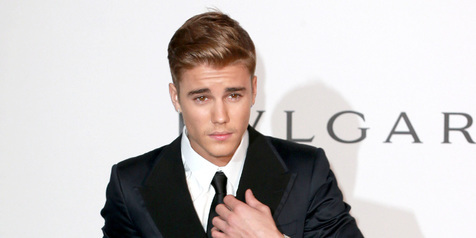 Nekat! Justin Bieber Muncul di Panggung Cuma Pakai Celana Dalam