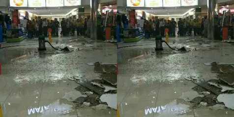 Ngeri Abis, Video Ini Rekam Detik-Detik Atap Mall Kalibata Ambruk
