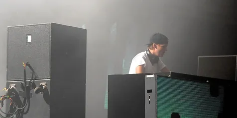 Nonton Konser Avicii, Puluhan Orang Dilarikan Ke RS 