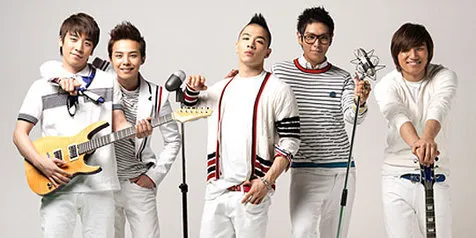 Nonton Konser Big Bang, Fans Luar Kota Rela Antre Dari Siang