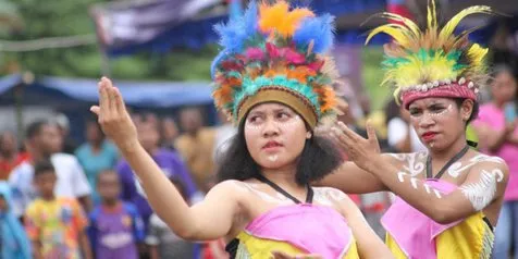 Opening Ceremony Festival Crossborder Sota 2019, Tampilkan 4 Tarian Daerah Fantastis