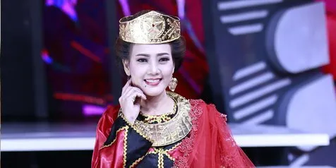 Pakai Baju Adat Karo di DA Asia 5, Rosalina Musa 'Kak Rose' Bikin Heboh