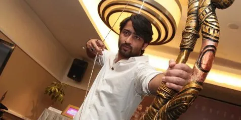 Pamit Pulang, Shaheer Sheikh Pajang Foto Talent 'Pesbukers' Kecuali Ayu Ting Ting