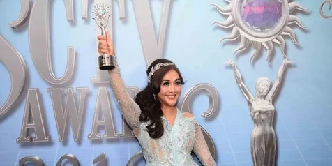 Paramitha Rusady Berharap Ketemu Jodoh di 2017?