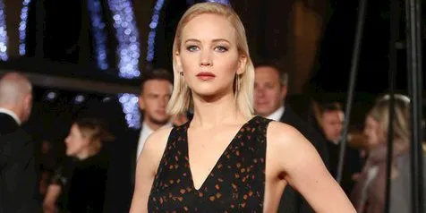 Penampakan Cincin Tunangan Jennifer Lawrence Akhirnya Terungkap!
