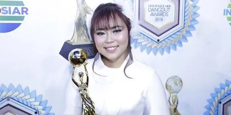 Pernah Tolak Cinta Seorang Anggota DPRD Muda, Selfi Yamma Ingin Fokus Berkarir