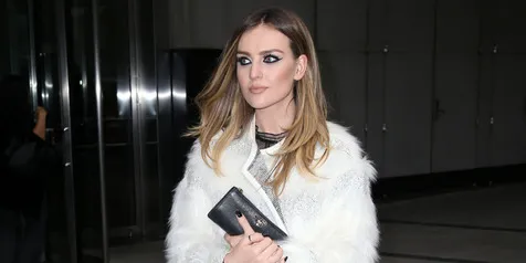 Perrie Edwards Bicara Kasar, Live Broadcast Little Mix ...