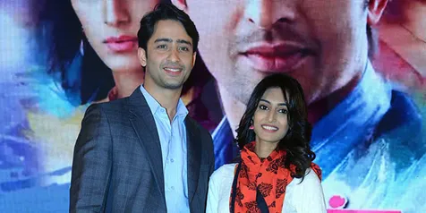 Pesta Sangeet Jelang Nikah, Shaheer Sheikh Peluk Mesra Erica