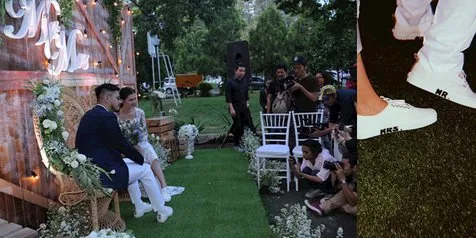 Petra Sihombing & Firrina Sinatrya Kompak Pakai Sneakers Saat Menikah