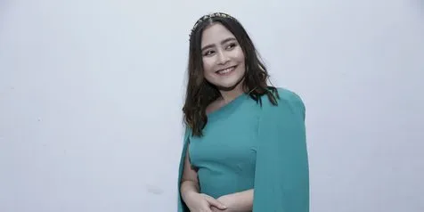 Prilly Latuconsina Jadi Duta Kanker Serviks & Beri Penyuluhan Penting Ini