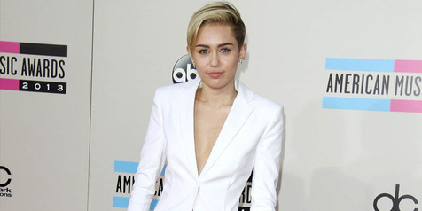 Punya Dampak Buruk, Leona Lewis Ingin Video Miley Cyrus Dibakar