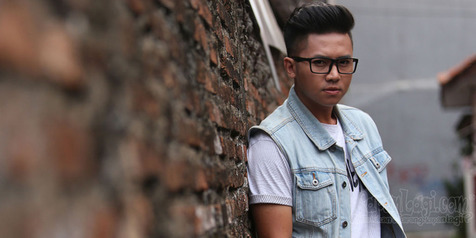 Rafael Tan, Si Anak Boyband Yang Coba Jadi Penyanyi Dangdut