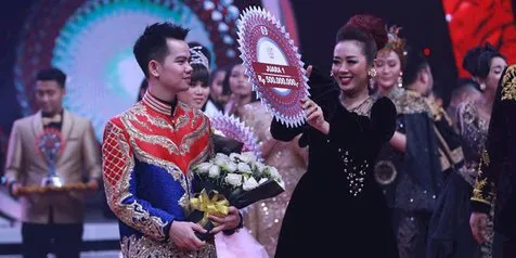 Raih Kemenangan, Faul Persembahkan Tropi LIDA 2019 Untuk Mendiang Ayah dan Ibunya