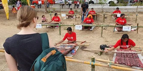 Raih Penjualan Ratusan Juta dalam 2 Hari, Festival Sandalwood 2019 Sukses Digelar!