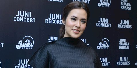 Raisa Ungkap Ibunya Tak Kuasa Menahan Tangis Saat 