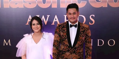 Rawat Anak, Ryana Dea dan Puadin Redi Tak Gunakan Baby Sitter