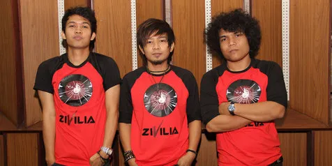 Rilis 'TRILOGY', Zivilia Tetap Jagokan 'Aishiteru 