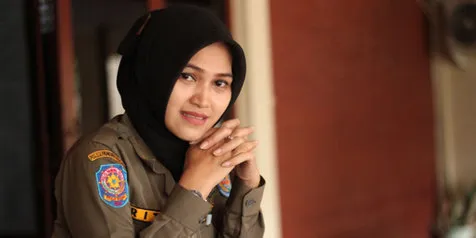 Rita Armaini, Satpol PP Depok Yang Cantik Bikin Adem