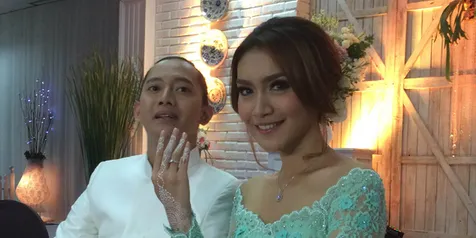 Rock n Roll Garden Party, Konsep Pernikahan Melody Prima