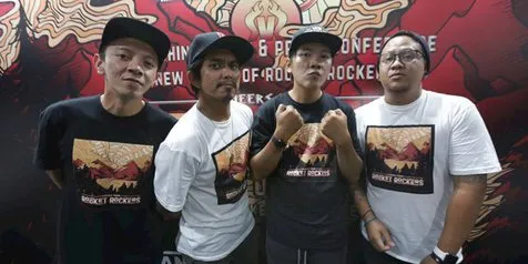Rocket Rockers Berbagi Cerita Lagu Hits Lewat Buku 