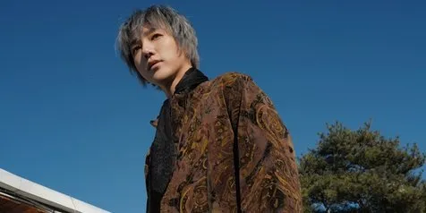 Sambil Memikirkan 'Kekasih', Yesung Super Junior Rilis Live Video 'Beautiful Night'
