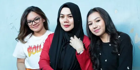 Sarita Abdul Mukti Ungkap Ada Indikasi Jennifer Dunn Pakai Narkoba