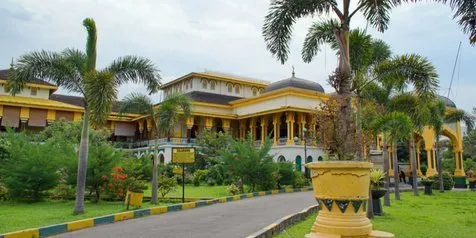 Satu Lagi yang Unik di Medan, Ada Kolam Renang Air Asin yang Cocok Buat Liburan