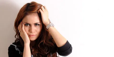 Selain Rol Rambut, Apa Barang Bawaan 'Wajib' Momo Geisha?