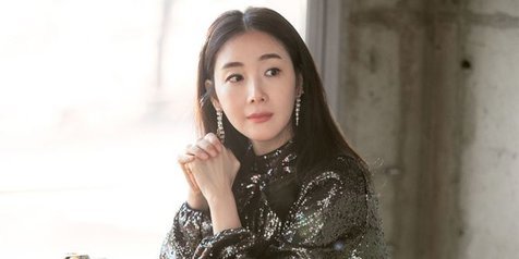 Selamat Choi Ji Woo Melahirkan Anak Pertama Di Usia 45 Tahun Kapanlagi Com