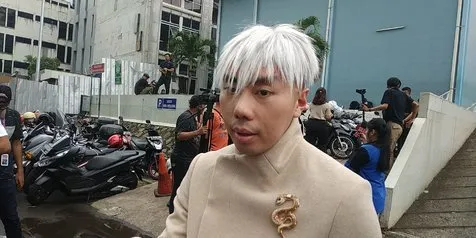 Sering Dibully Karena Bentuk Wajahnya, Roy Kiyoshi: Jangan Terlalu Kejam
