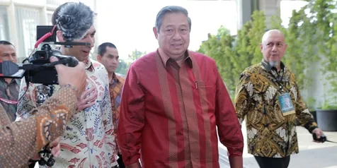 Siang Ini, Mantan Presiden SBY Melayat ke Kediaman Mike 