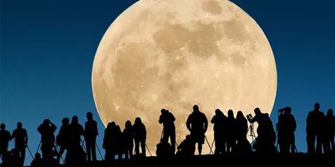 Siap-Siap, 14 November Malam Ini Kamu Bisa Saksikan Supermoon
