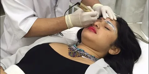 Takut Jarum, Bianca Liza Butuh Setahun Buat Yakin Shading Alis