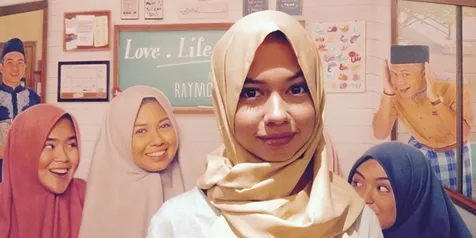 Tampil Cantik Berhijab, Yuki Kato Putuskan Hijrah 