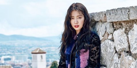 Tangis Park Shin Hye Saat Berada Di Kenya Kenapa Kapanlagi Com