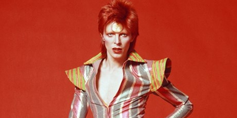 Telah Tiada, David Bowie Justru Bawa Pulang 4 Grammy Awards 2017