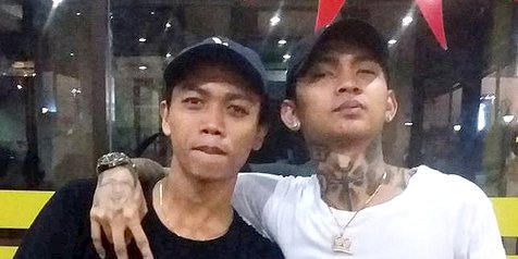 Terinspirasi dan Kagum Fans Garis Keras Ini Tato  Nama  