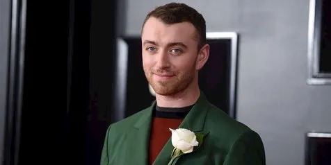 Tertangkap Kencan, Sam Smith & Brandon Flynn Umbar Kemesraan di Depan Umum