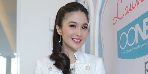 Terungkap Alasan Sandra Dewi Ogah Pamer Foto Di Dalam Jet Pribadi Kapanlagi Com