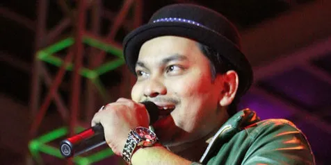 Tompi Tampil Memukau Bersama Anak Didik Indra Lesmana