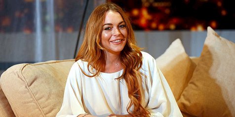 Ucapkan Selamat Hari Lebaran, Lindsay Lohan Hebohkan 