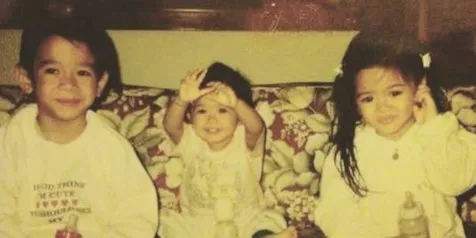 Unggah Foto Masa Kecil, Ternyata Alyssa Soebandono Mirip Rendra