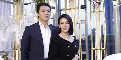 Usia Nyaris Kepala 4 Syahrini Masih Optimis Bisa Hamil Secara Alami Kapanlagi Com
