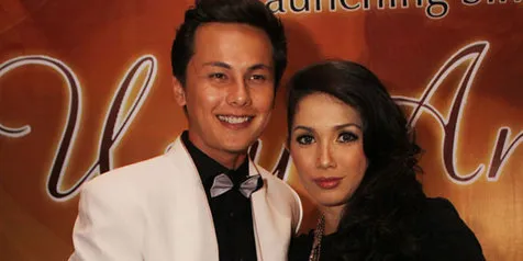 Ussy Sulistiawaty Lahirkan Bayi Perempuan