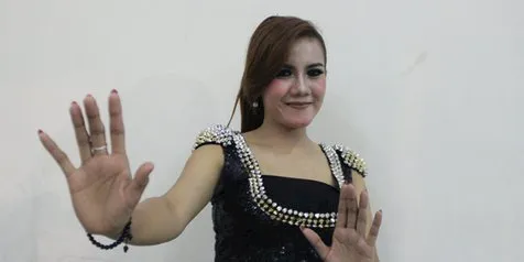 Vera Esmeralda Memilih Pulang Kampung Tinggalkan 5rigala